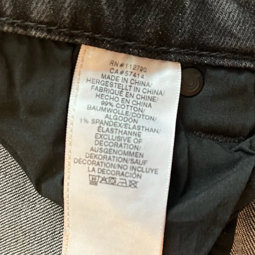 NWT True Religion Men’s Logan Relaxed Tapered Fit Black Distressed Jeans Size 32